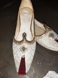 White and silver jeweled men's jutti with maroon accent